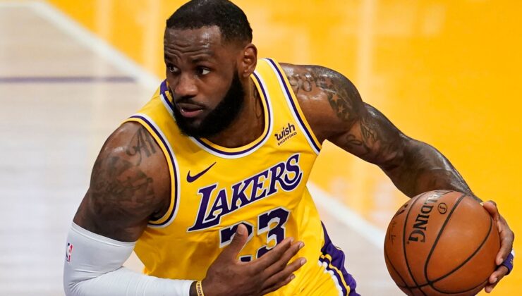 Lebron James “47 yaşına kadar oynarım”