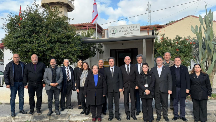 GAÜ heyeti, Şehit Aileleri ve Malül Gaziler Derneği’ni ziyaret etti