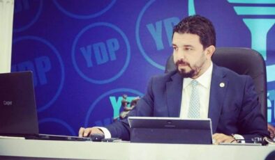 Bertan Zaroğlu, YDP’nin “hükümetteki icraatı ve mevcut siyasi sistemle” ilgili değerlendirmelerde bulundu