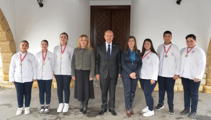 Cumhurbaşkanı Tatar, Haydarpaşa Ticaret Lisesi heyetini kabul etti