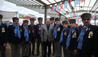 Öztürkler, Hamsi Festivali’ne katıldı