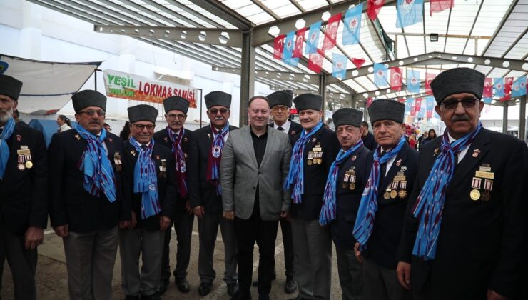 Öztürkler, Hamsi Festivali’ne katıldı