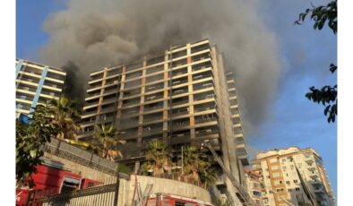 Antalya’da tadilat halindeki otelde yangın