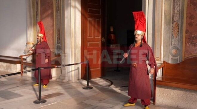 Osmanlı döneminin görevlileri Silahtarlar Topkapı Sarayı’nda