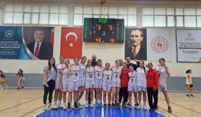 Kızlar galip