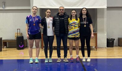 Badmintonda 19 Yaş Altı Turnuvası yapıldı