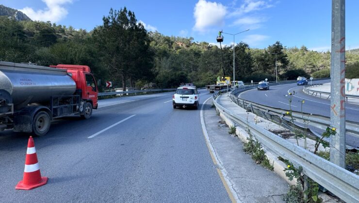 Sürücülere uyarı:Girne-Lefkoşa ana yolunda aydınlatma çalışması yapılıyor