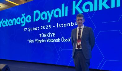 KHK Başkanı Köseoğlu, İstanbul İnsan Kaynakları Forumu’na katıldı