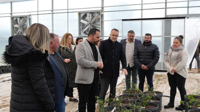 Tarım Bakanı Çavuş TAE istasyonunda incelemelerde bulundu