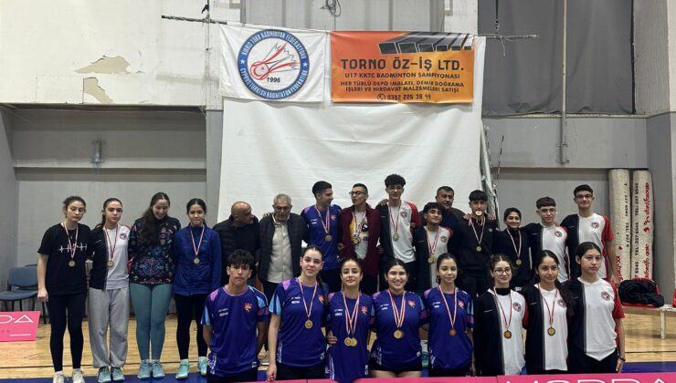 Badminton U 17 Turnuvası