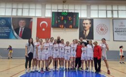 Kızlar galip