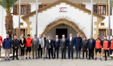 Cumhurbaşkanı Tatar, Türkiye Bedensel Engelliler Spor Federasyonu yönetimini kabul etti