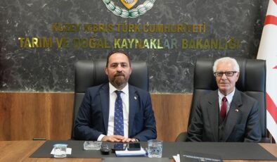 Bakan Çavuş, Kıbrıs TMT Mücahitler Derneği heyetini kabul etti