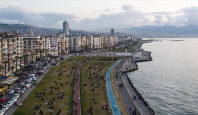 İzmir Valiliğinden Ege Denizi’ndeki sismik hareketliliğe ilişkin açıklama