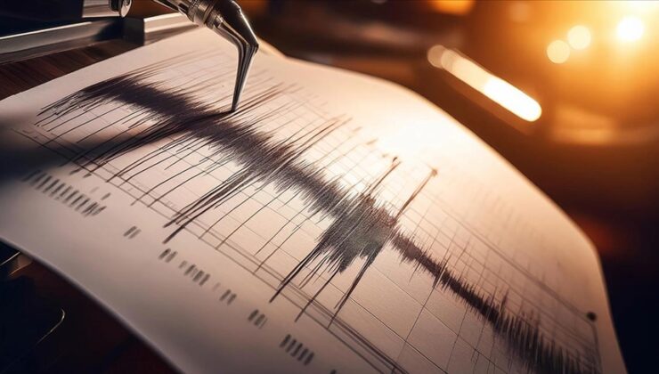 Endonezya’da 6,1 büyüklüğünde deprem