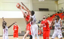 UKÜ, YDÜ’yü devirdi: 77-74