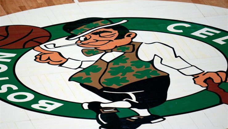 Boston Celtics el değiştirdi