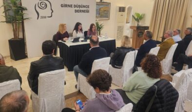 Girne Düşünce Derneği  ve Barış Derneği işbirliğinde panel gerçekleştirildi