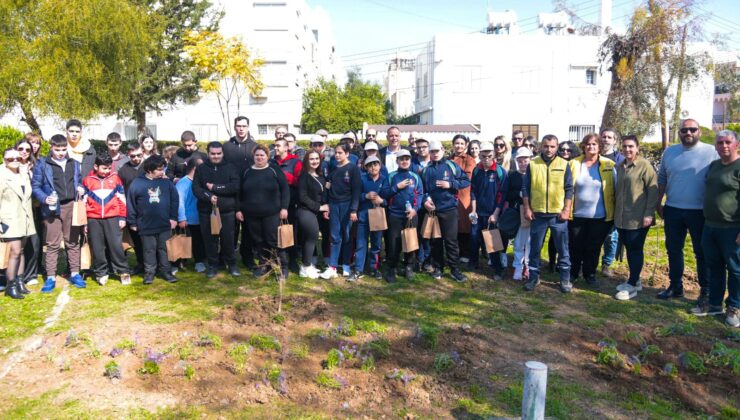 LTB, ÖZEV ve Algım Özel Eğitim Merkezi iş birliğiyle Marmara Parkı’na rengarenk çiçekler ekildi