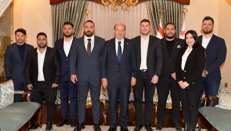 Cumhurbaşkanı Tatar, UBP Gençlik Kolları başkanlarını kabul etti