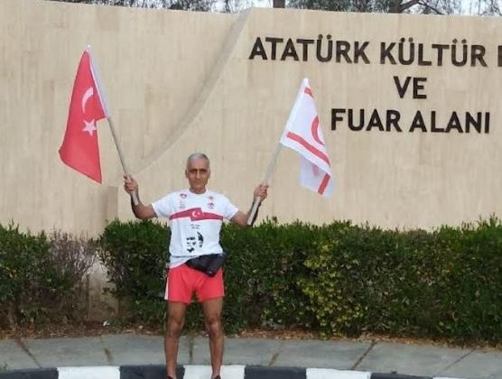 Emekli Kurmay Albay Mehmet İneci, 23 Nisan’da Kıbrıs Türk halkının varoluş mücadelesine saygı koşusu gerçekleştirdi