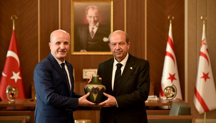 Cumhurbaşkanı Tatar, YÖK Başkanı Özvar’ı kabul etti: “Yükseköğretim KKTC’nin lokomotif sektörlerinden”