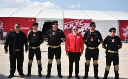 Cumhuriyet Meclisi Başkanı Öztürkler: “Havacılık, uzay ve teknolojinin kalbi KKTC’de atacak”