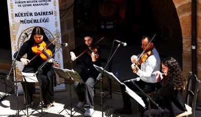 Anadolu Güzel Sanatlar Lisesi öğretmen ve öğrencileri Lefkoşa Suriçi Sanat Buluşmaları’nda sahne alacak