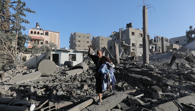 İsrail’in Gazze’ye saldırılarında can kaybı 52 bin 400’e yükseldi