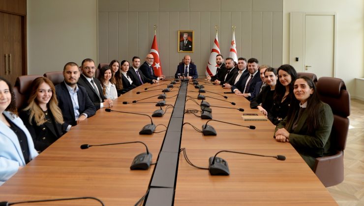 Cumhurbaşkanı Tatar, İki Taraflı Gençlik Teknik Komitesi Başkanı ve üyelerini kabul etti