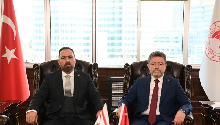 Tarım ve Doğal Kaynaklar Bakanı Çavuş, TC Cumhuriyeti Tarım ve Orman Bakanı Yumaklı ile görüştü