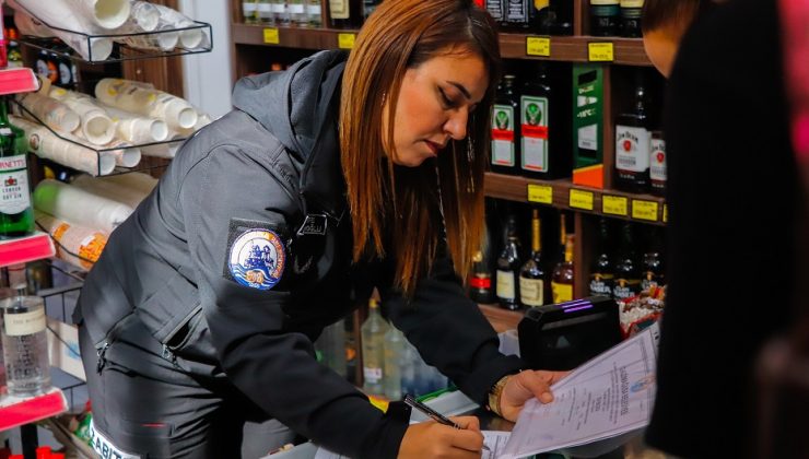 Gazimağusa’da işletmelere yönelik izin ve sağlık karnesi denetimleri yapılıyor