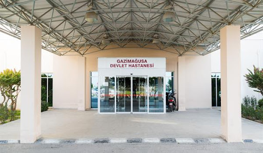 KAMUSEN ve Kamu-İş, Gazimağusa Devlet Hastanesi’ne bağlı poliklinik ve laboratuvarlarda grev başlattı