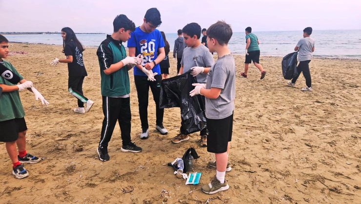 Mağusa Suriçi Derneği, sahil temizliği yaptı
