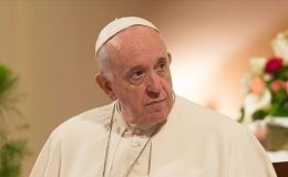 Papa Francis yaşamını yitirdi