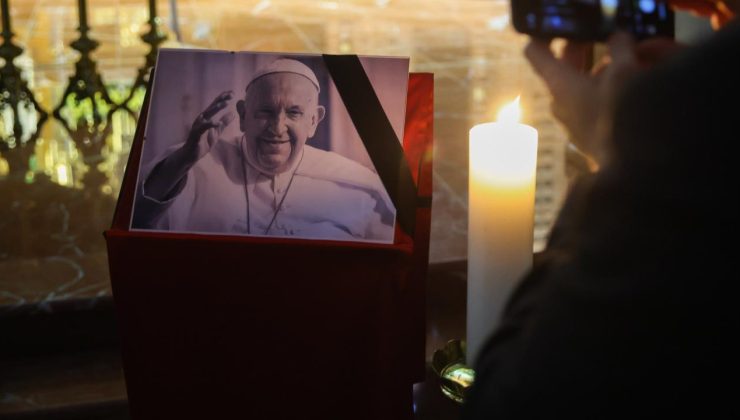 Venezuela’da Papa Franciscus’un vefatı nedeniyle 3 günlük yas