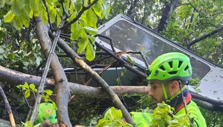 İtalya’da korkunç kaza: Teleferik yere çakıldı