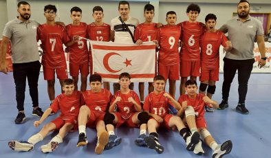Filede U 13 karmamız finallerde