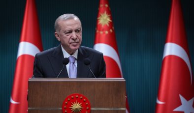 Erdoğan’dan PKK’nın feshi kararına ilişkin açıklama: “Terörsüz Türkiye sürecinde kritik bir eşiği daha aştık”