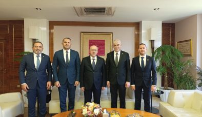 Sanayi Odası heyeti Türkiye Ticaret Bakanlığı’nı ziyaret etti