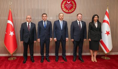 Meclis Başkanı Öztürkler, Ali Yerlikaya’yı kabul etti