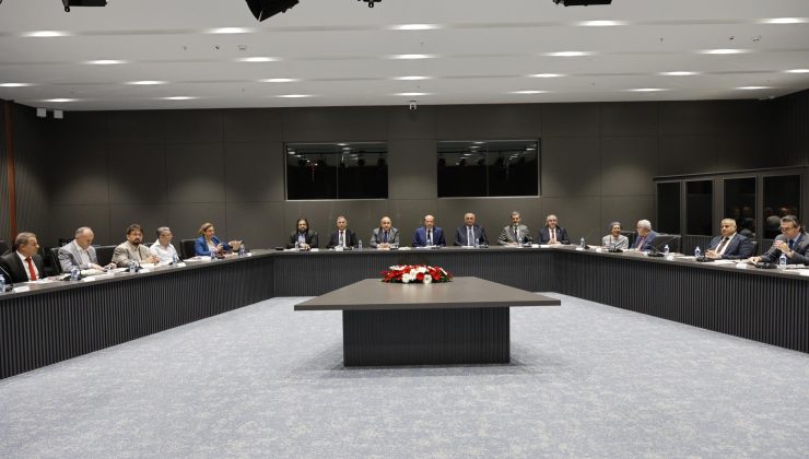 KKTC ve TC’den öykü yazarlarının buluştuğu “Tarih, Kültür ve Kahramanlık Öyküleştirme Çalıştayı” düzenlendi