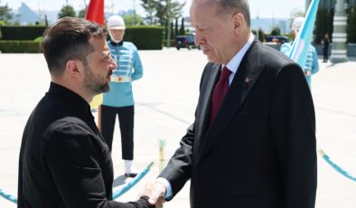 Erdoğan, Ukrayna Devlet Başkanı Zelenski ile görüştü
