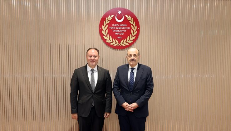 Öztürkler, Prof. Dr. Saraç’ı kabul etti