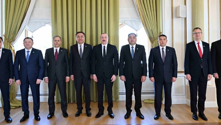 Aliyev, Türk devletlerinin içişleri bakanlarını kabul etti. Kabulde İçişleri Bakanı Dursun Oğuz da yer aldı
