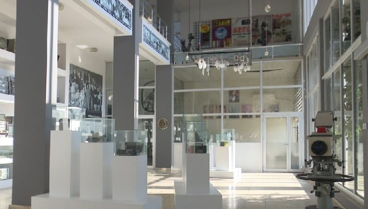 BRTK Oval Stüdyo koridorlarında “Sanat Güncesi” adlı sürekli sergi açılıyor