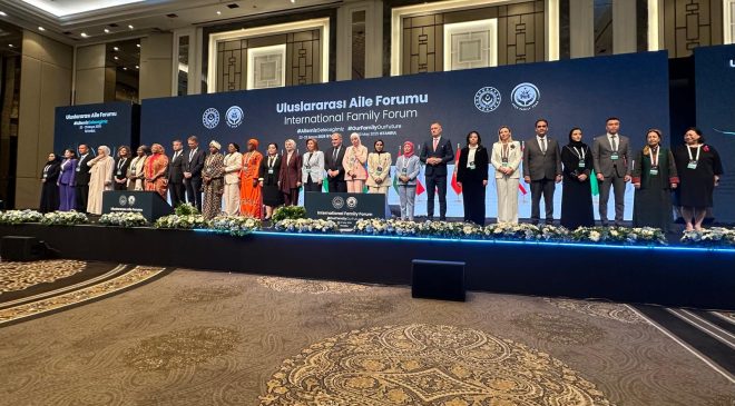 Gardiyanoğlu, İstanbul’daki Uluslararası Aile Forumu’na katıldı
