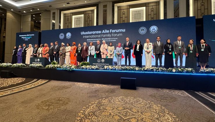 Gardiyanoğlu, İstanbul’daki Uluslararası Aile Forumu’na katıldı