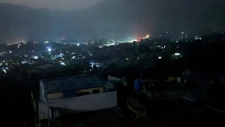Hindistan Pakistan’a füze saldırısı düzenledi