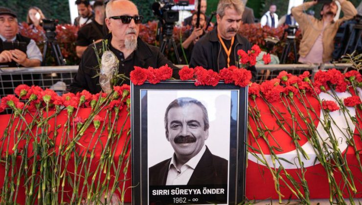 Önder son yolculuğuna uğurlandı